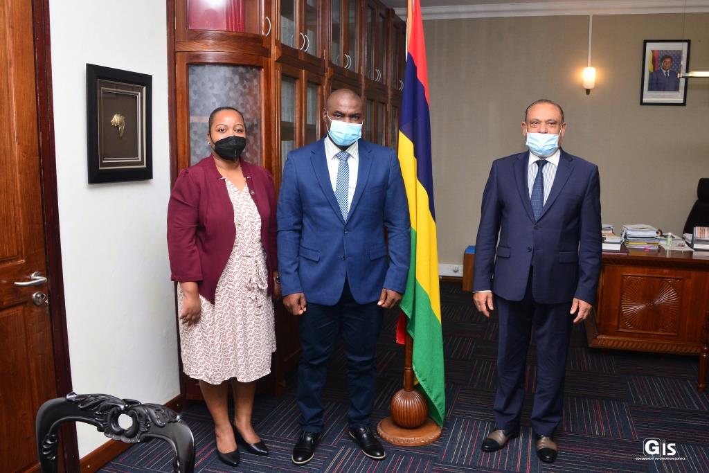 Courtesy Call by Mr Joseph Christian Léopold, the Chairperson and Ms Legentil, Clerk of the Rodrigues Regional Assembly (RRA)